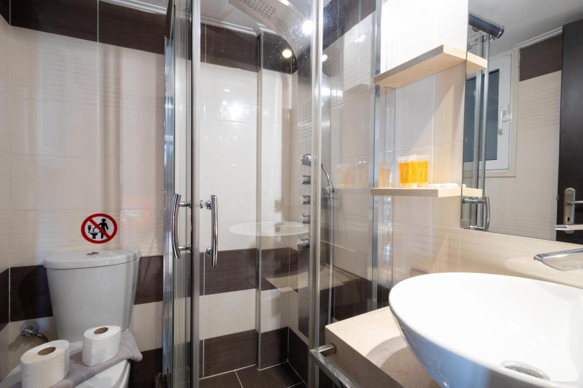 A Luxury & Comfortable Apt In Atene Esterno foto