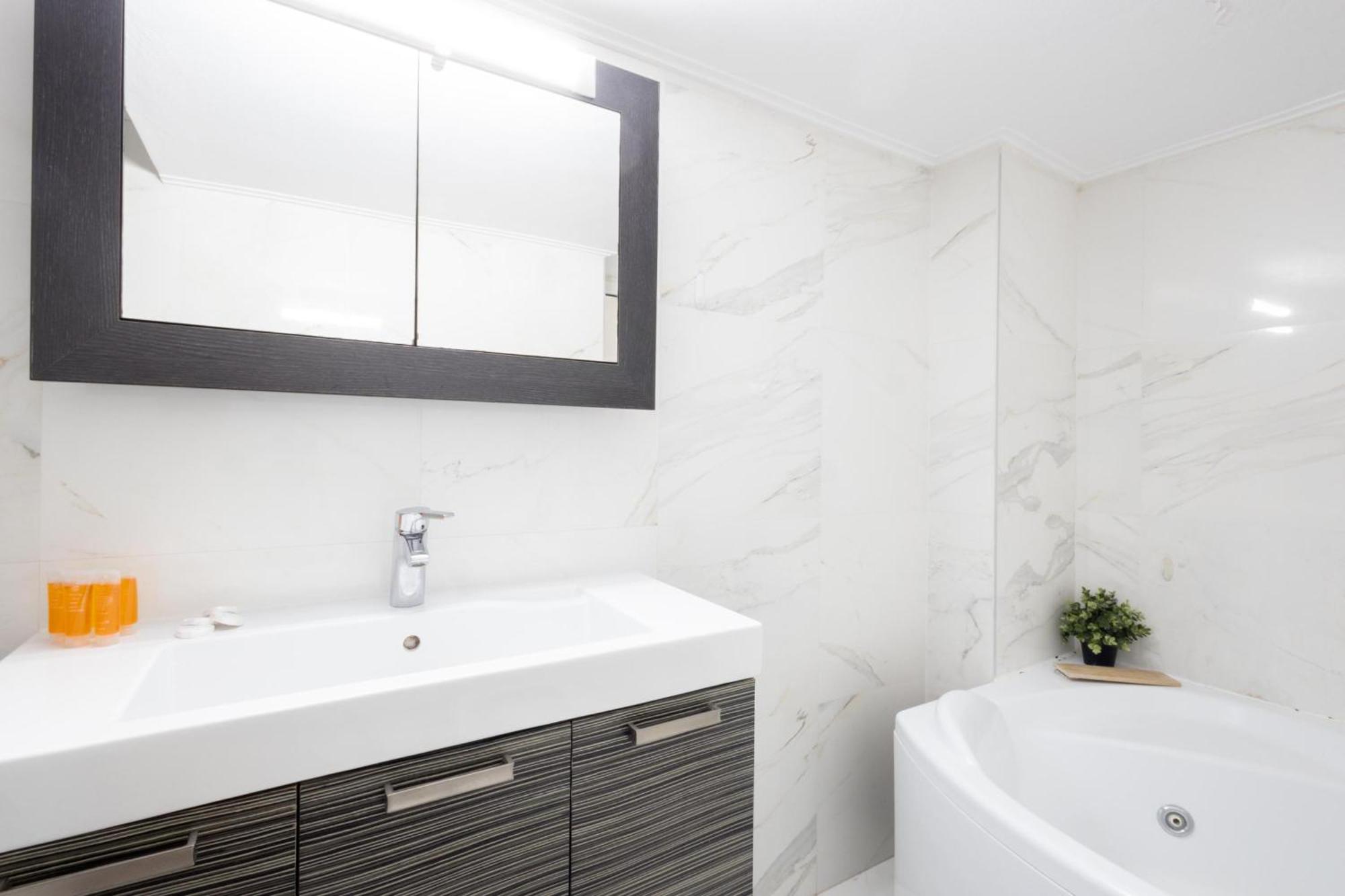 A Luxury & Comfortable Apt In Atene Esterno foto