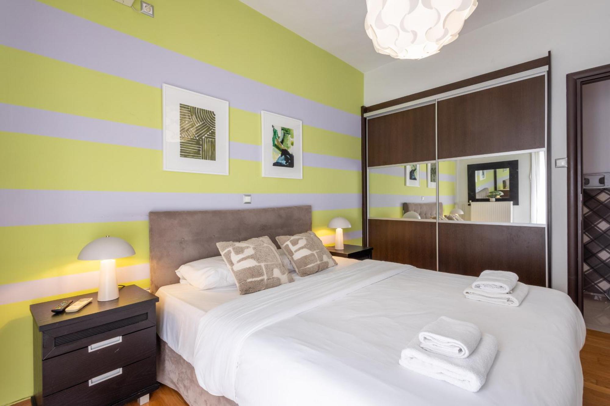 A Luxury & Comfortable Apt In Atene Esterno foto